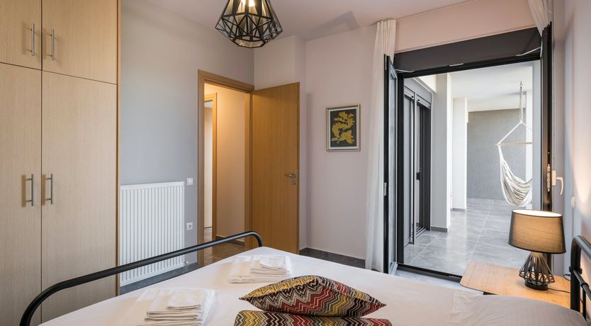 Photo of Corinthian Cretan