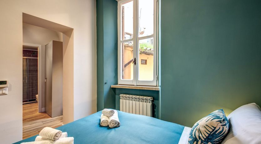 Photo of Limoncello Yellow