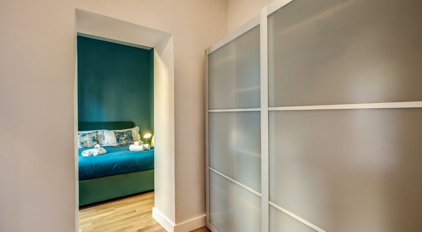 Photo of Limoncello Yellow