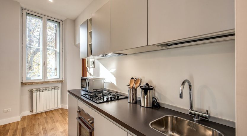 Photo of Limoncello Yellow