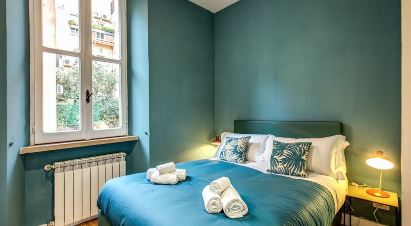 Photo of Limoncello Yellow