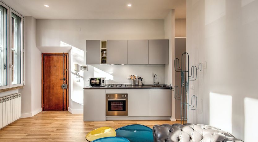 Photo of Limoncello Yellow