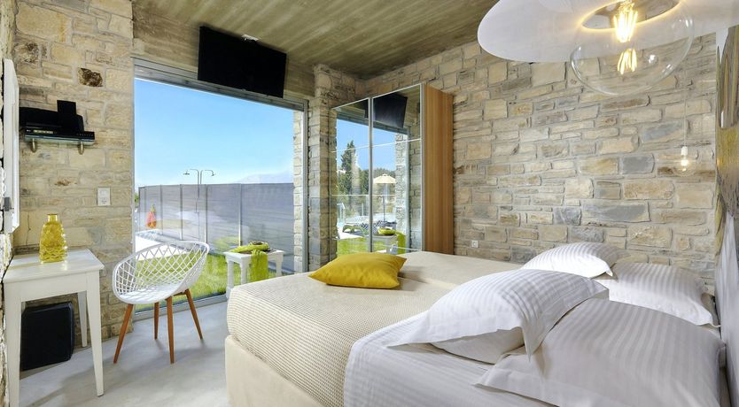 Photo of Close Your Eyes