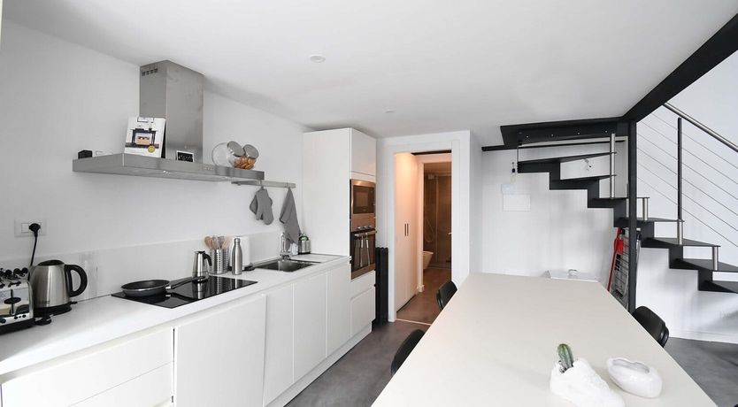 Photo of Iconic Trainer