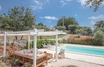 A Hillside Affair Villa
