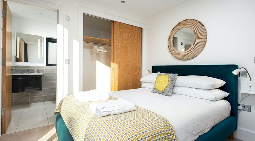 Photo of Honeycomb Dove