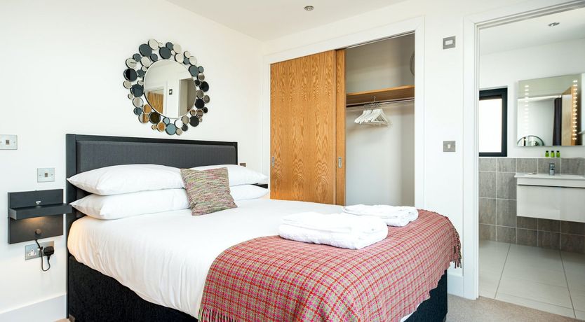 Photo of Honeycomb Dove