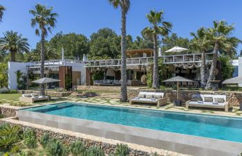 Aphrodite's Oasis Villa