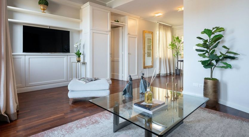 Photo of Florence Jewel