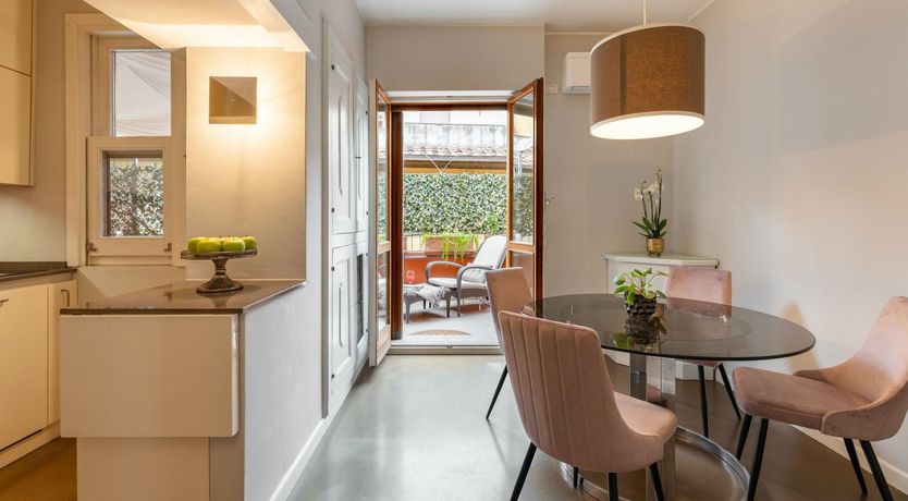 Photo of Florence Jewel