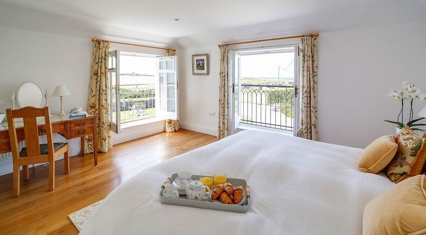 Photo of The Artistic Studio