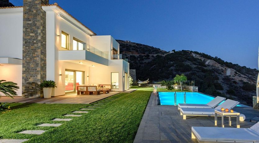 Photo of Emerald of the World