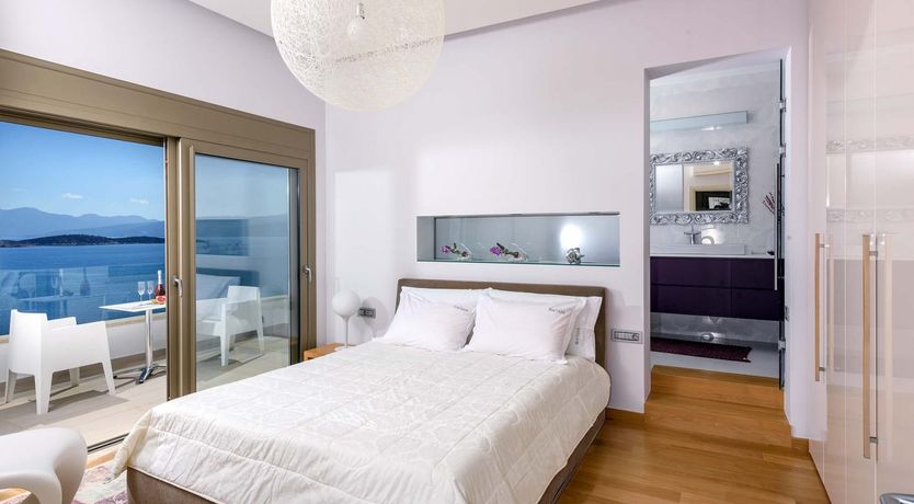 Photo of Emerald of the World