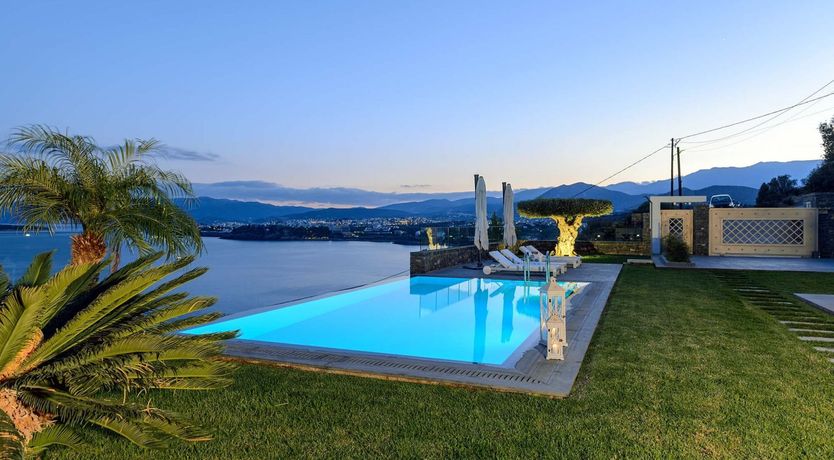 Photo of Emerald of the World