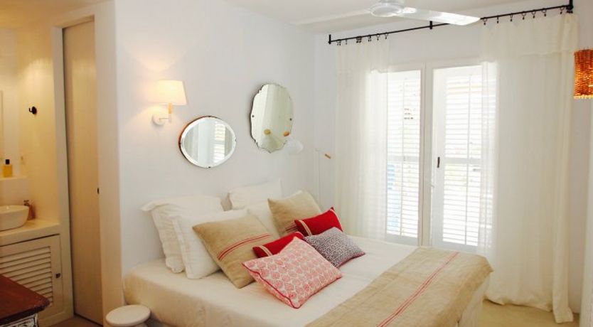 Photo of The Apricot Tree