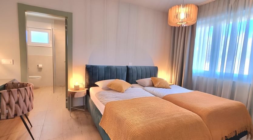 Photo of Mountain Alabaster