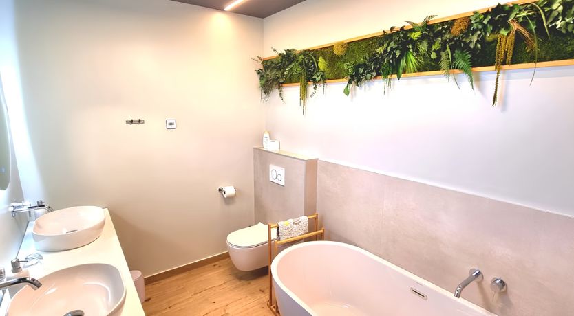 Photo of Mountain Alabaster