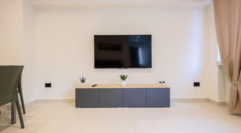 Photo of Naples Seaside Gem