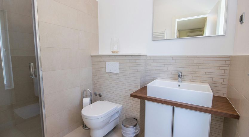 Photo of Sweet & Bright