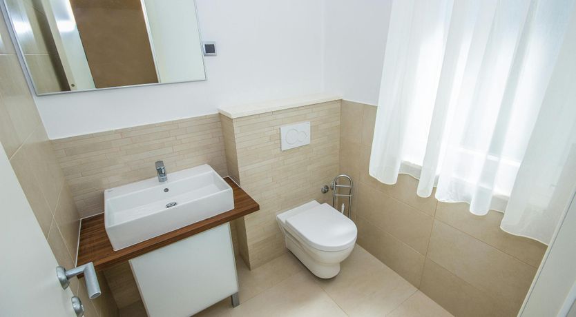 Photo of Sweet & Bright