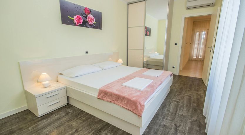 Photo of Sweet & Bright