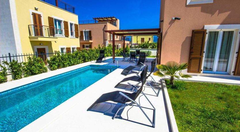 Photo of Sweet & Bright