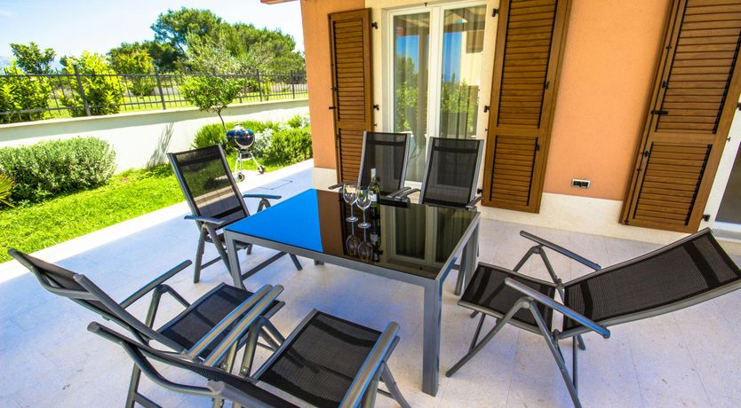 Photo of Sweet & Bright