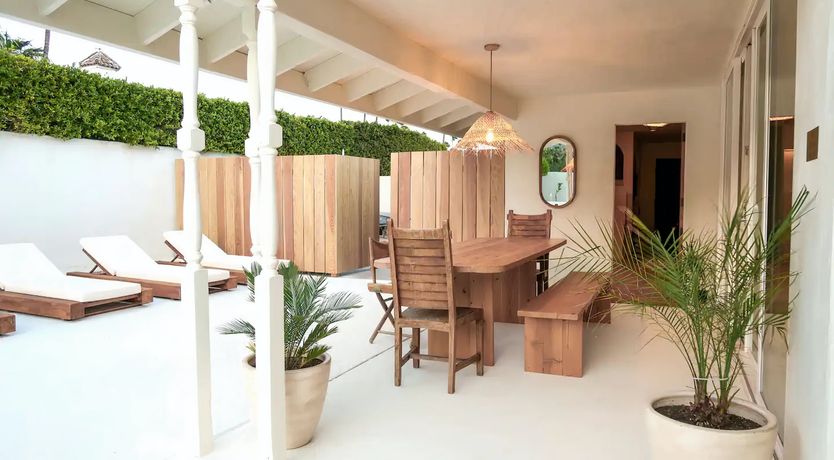 Photo of Desert Crescent