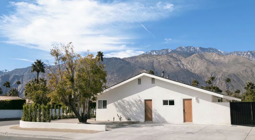 Photo of Desert Crescent