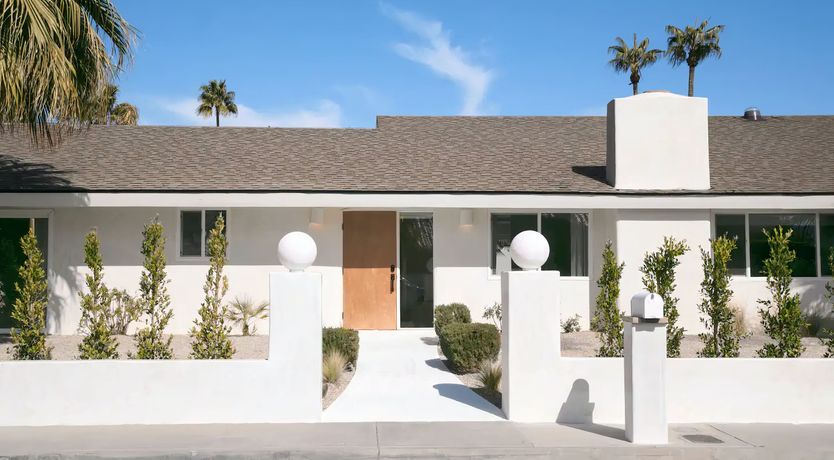 Photo of Desert Crescent