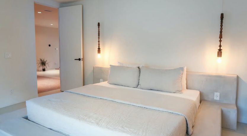 Photo of Desert Crescent