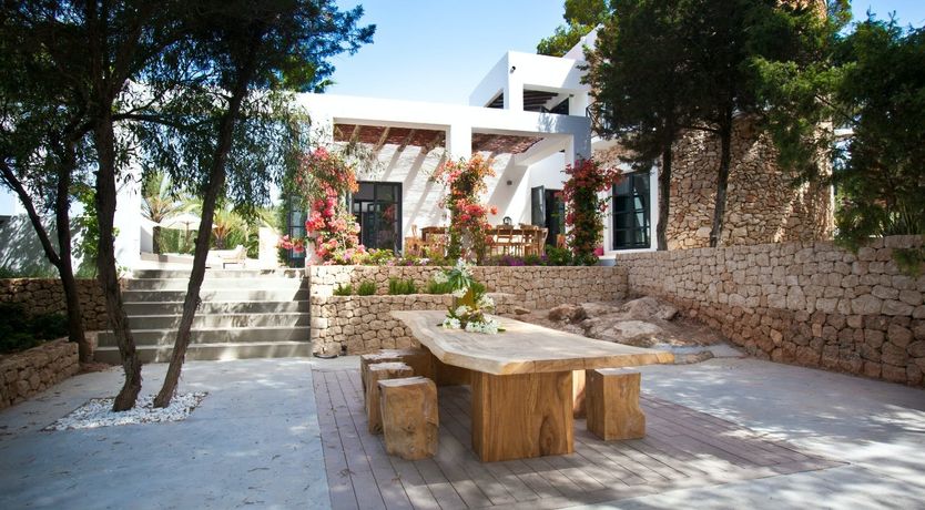 Photo of Cicadas Sway