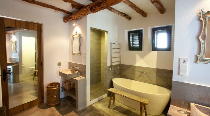 Photo of Cicadas Sway