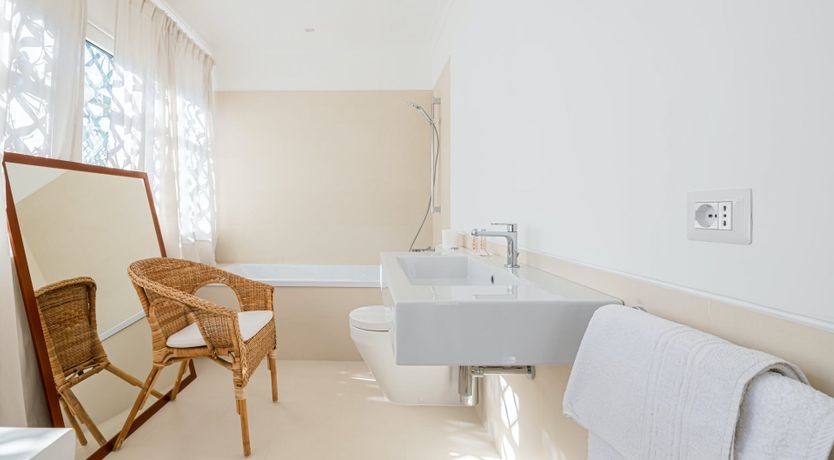 Photo of The Fado Singer