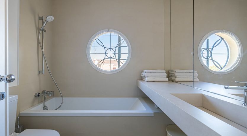 Photo of The Fado Singer