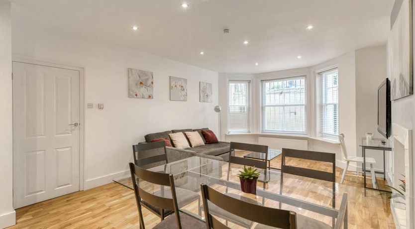 Photo of The Royal Park