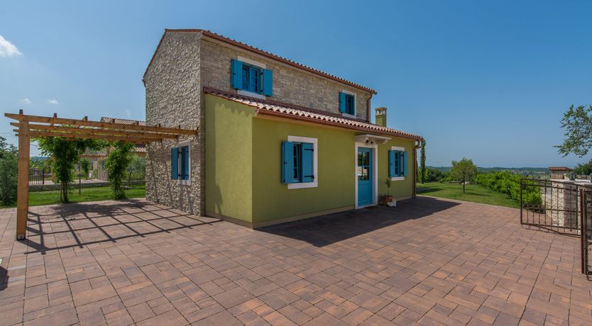 Photo of Orchard Haze