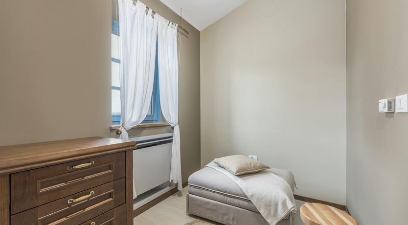 Photo of Orchard Haze