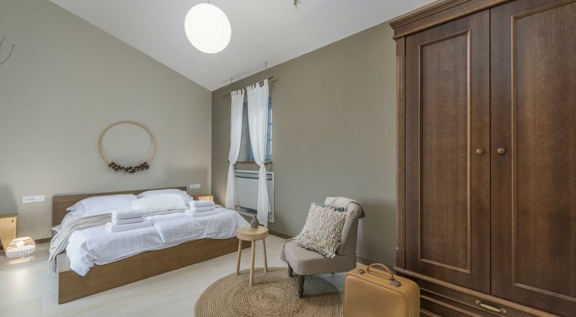 Photo of Orchard Haze