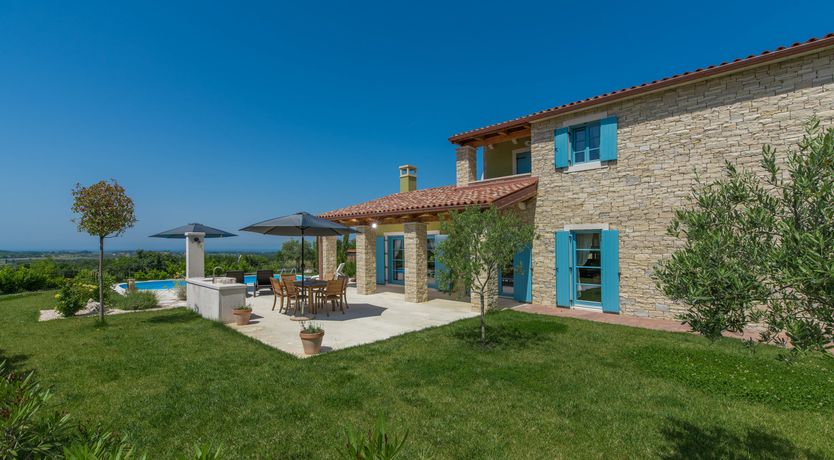 Photo of Orchard Haze