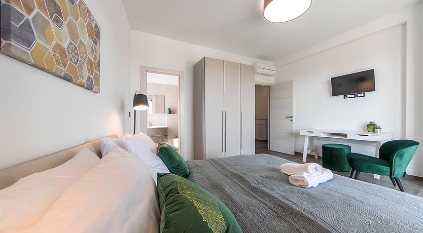 Photo of The Golden Palms