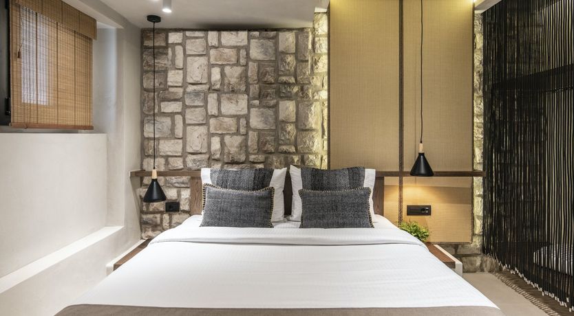 Photo of The White Tangerine