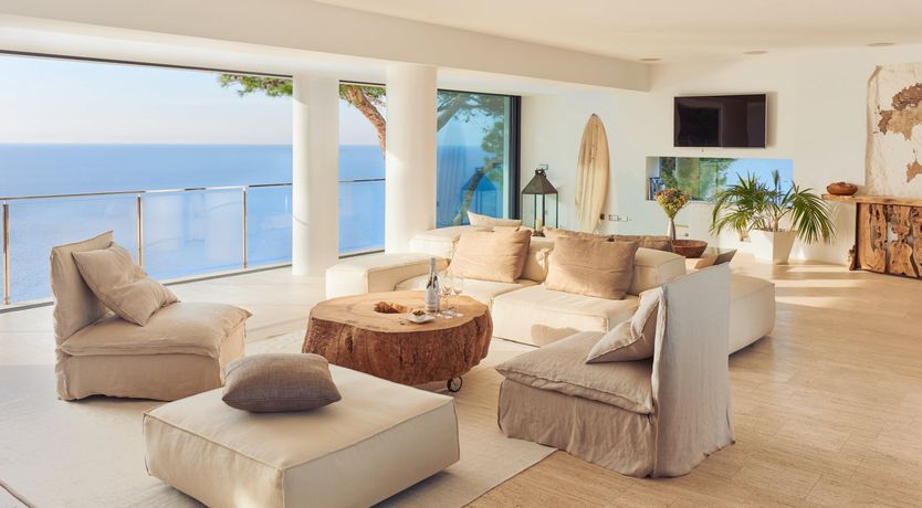 Photo of Atlas' Outlook