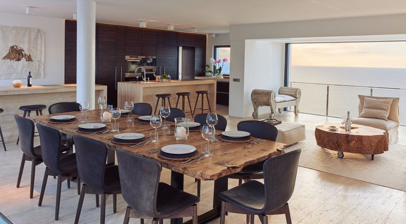 Photo of Atlas' Outlook