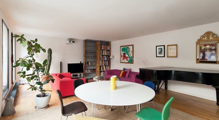 Photo of Enchanting Marais