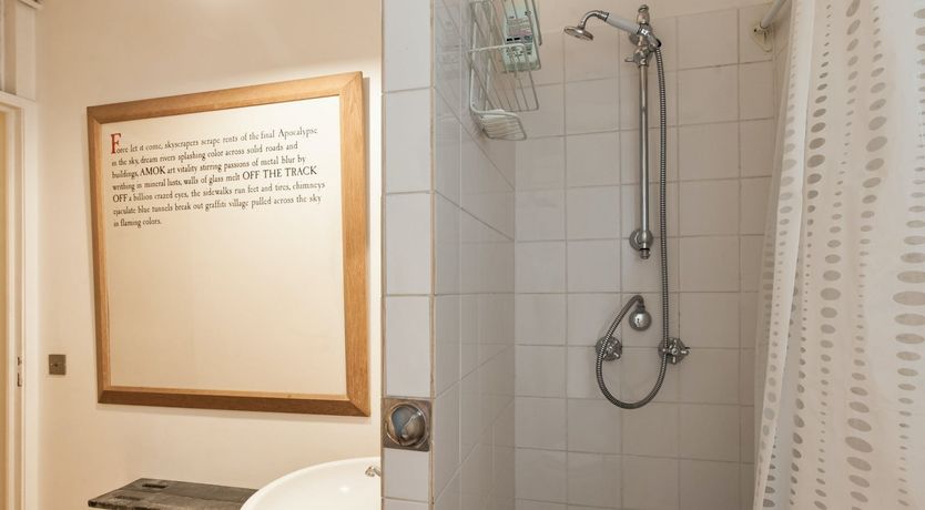 Photo of Enchanting Marais