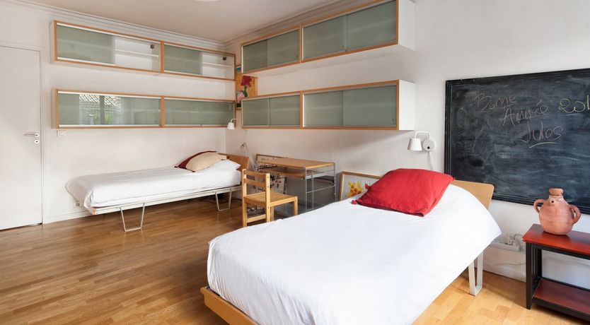 Photo of Enchanting Marais