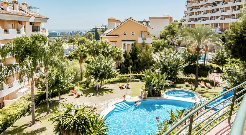 Photo of Marbella, Calling