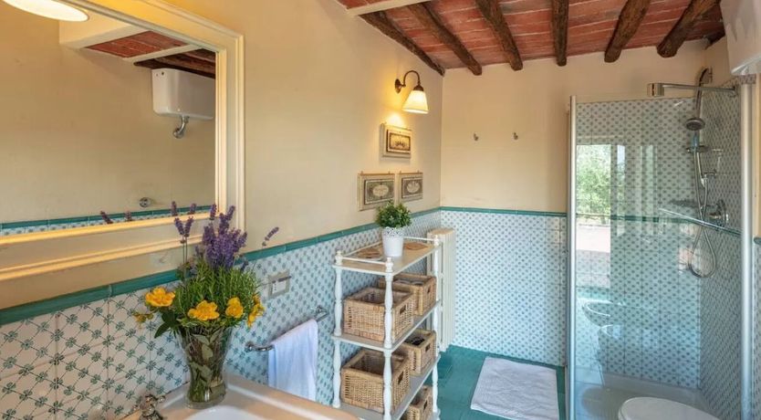 Photo of The Alabaster Breeze