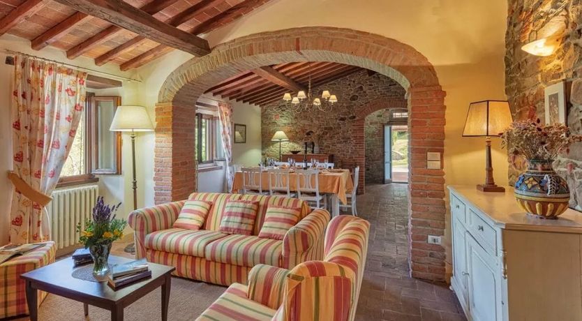 Photo of The Alabaster Breeze